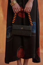 Load image into Gallery viewer, EVENING CLUTCH-CROCO BLACK