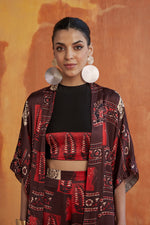 Load image into Gallery viewer, TRAVELLERS SHRUG SET- SAMPLE PRINT