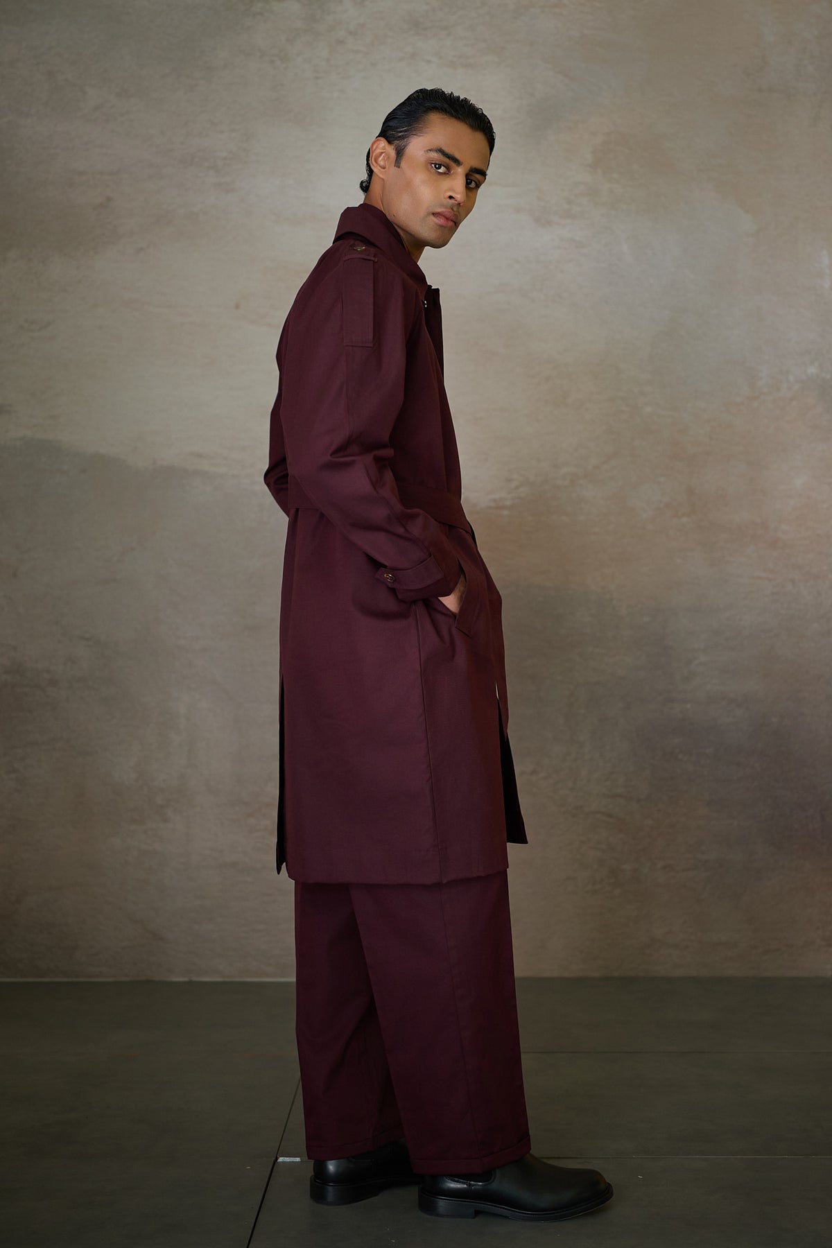 OXFORDSHIRE TRENCH COAT-MERLOT
