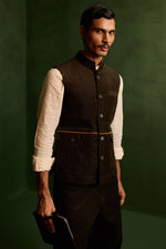 Load image into Gallery viewer, CORDUROY HUNTER JACKET -OLIVE