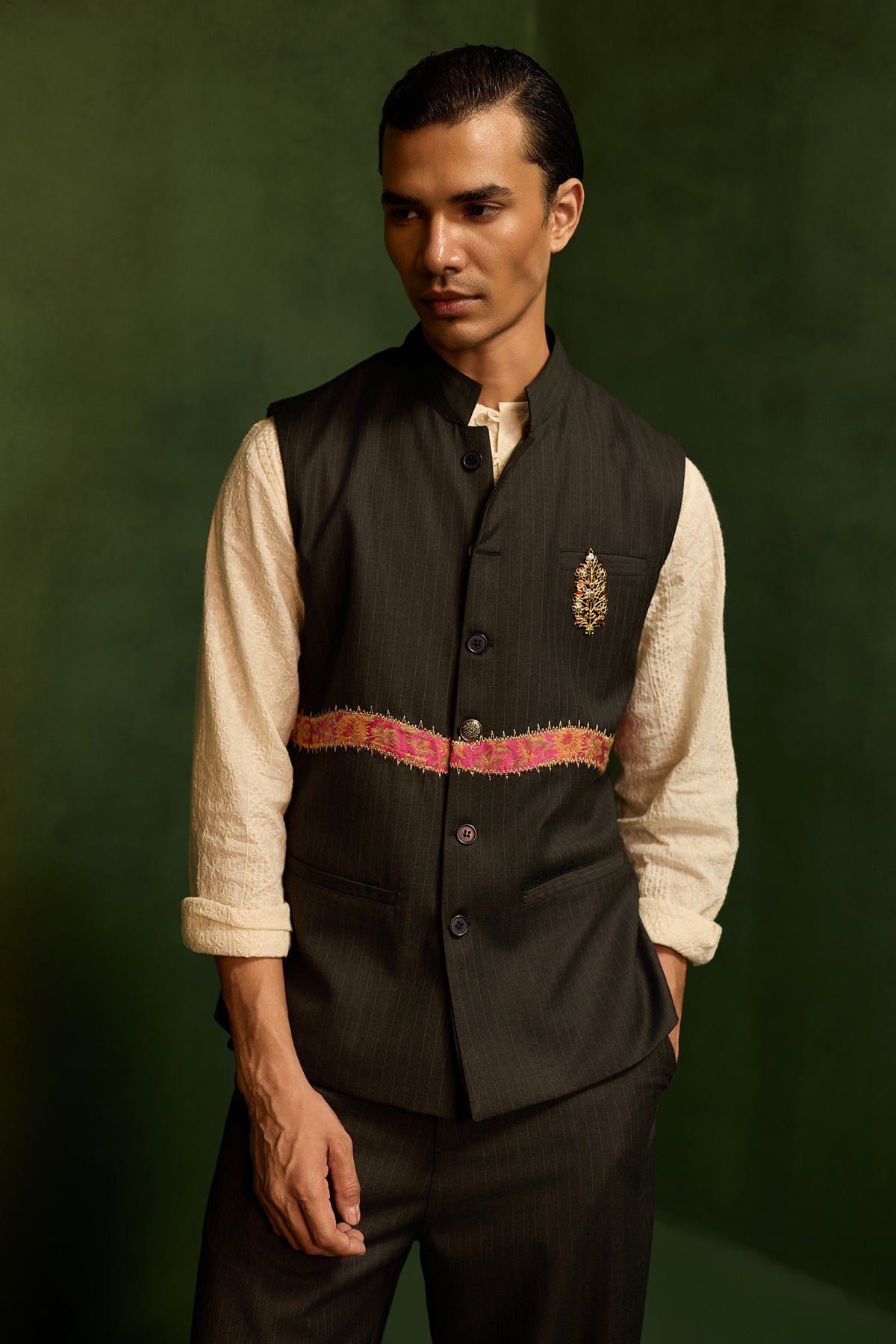 JAWAR PINSTRIPE SET-BROCADE ( Set Of 2)