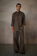 Load image into Gallery viewer, PINTUCK INDIE SHIRT- NOMAD OLIVE