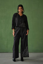 Load image into Gallery viewer, MASAI EMBROIDERED SET - BLACK