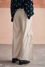 Load image into Gallery viewer, PINSTRIPE BELL PANTS -WHITE