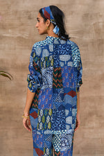 Load image into Gallery viewer, BOYFRIEND SHIRT-INDIGO