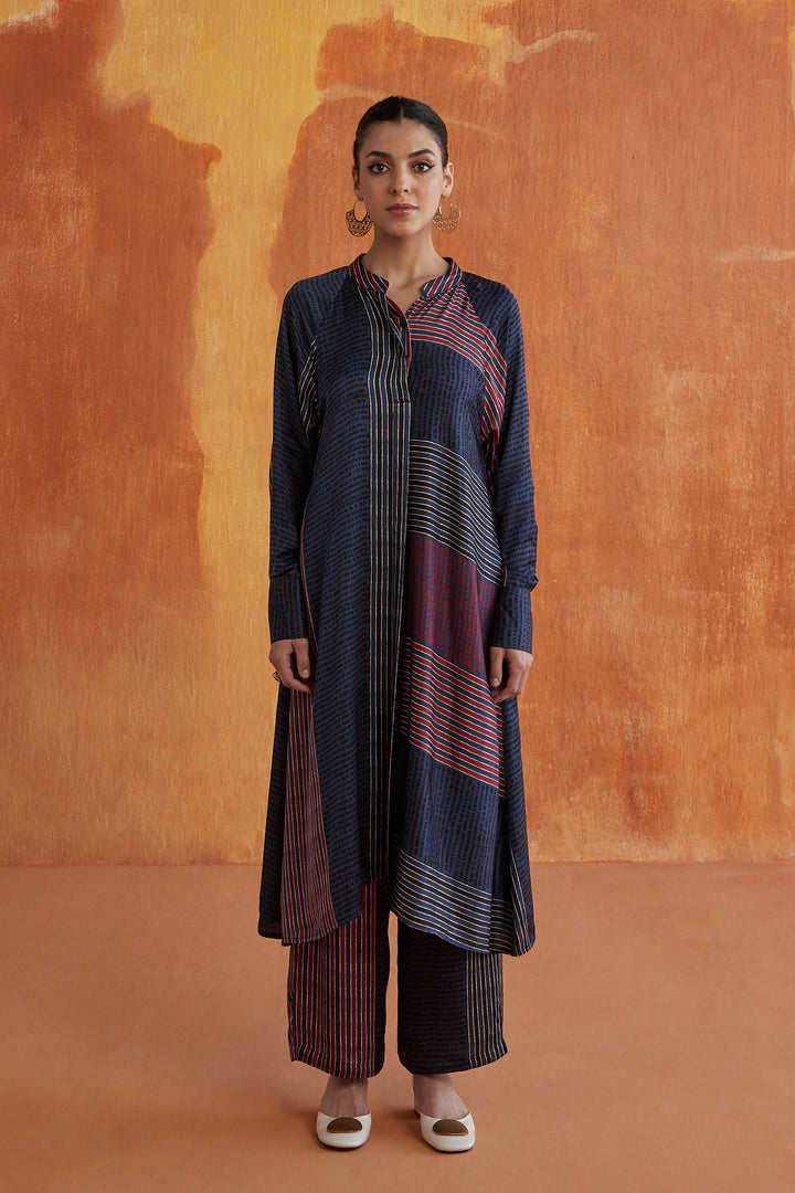 MOIRA KURTA SET- INDIGO