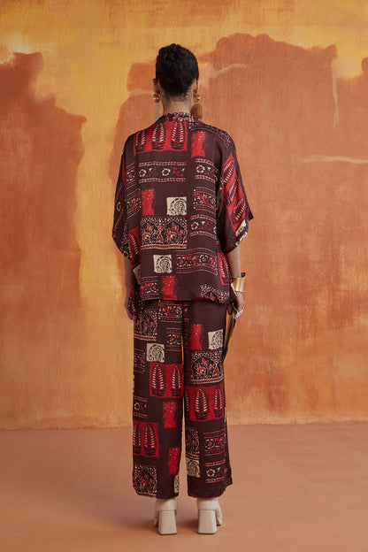 TRAVELLERS SHRUG SET- SAMPLE PRINT