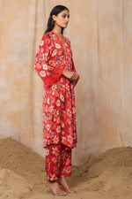 Load image into Gallery viewer, RIA KURTA SET-FLORAL
