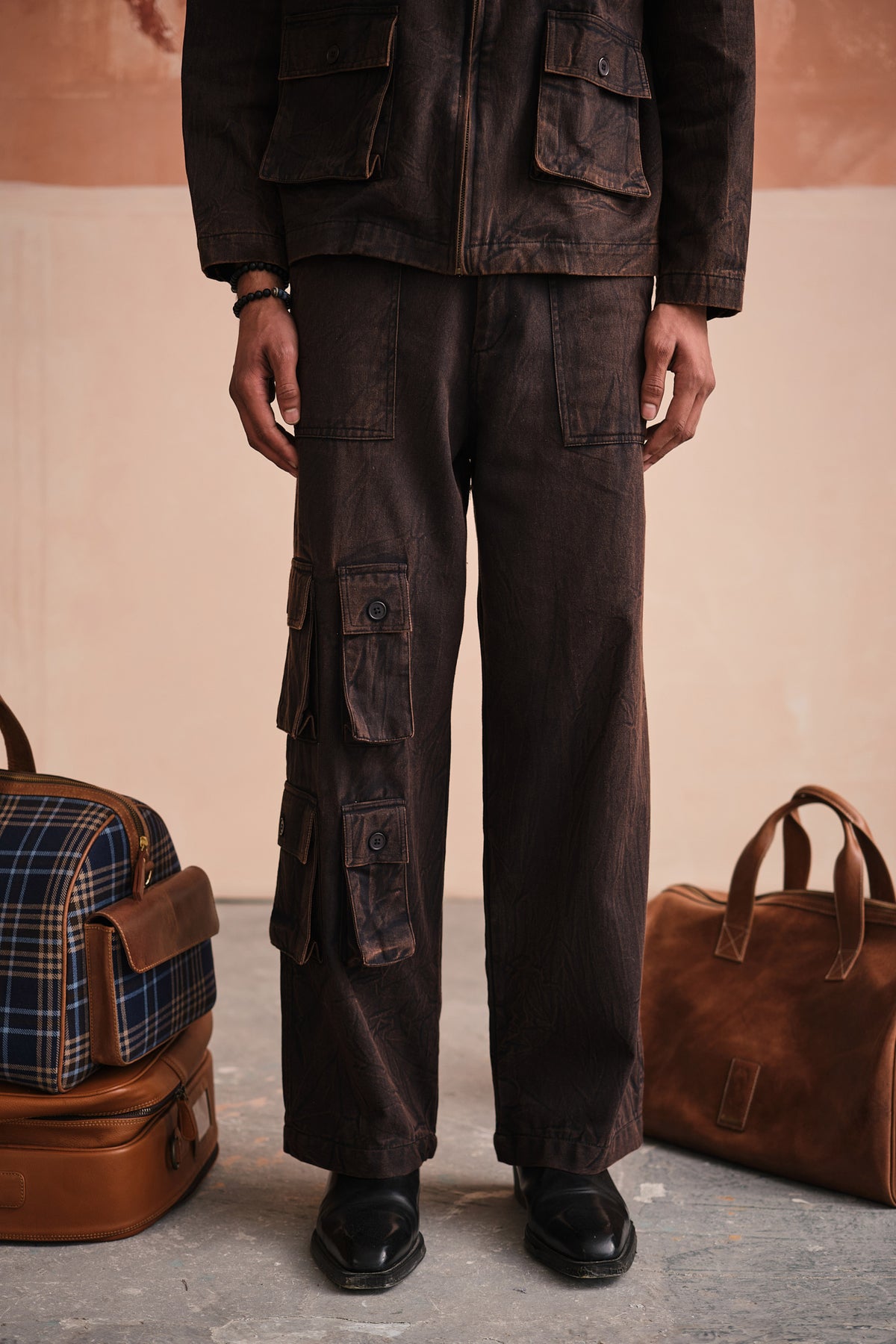 ALVARO CARGO PANTS-STONED BLACK