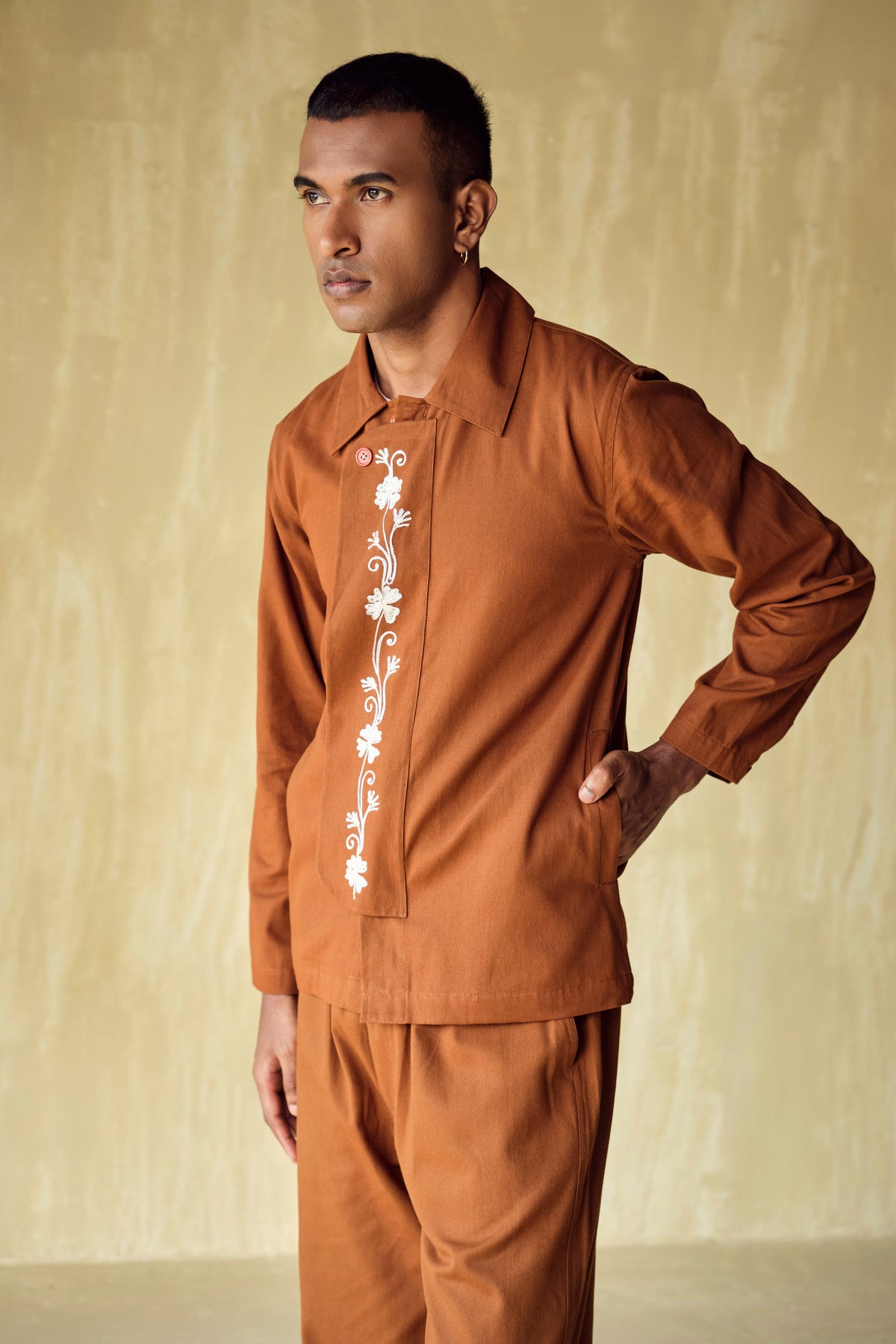 PACHO EMBROIDERED SET-RUST