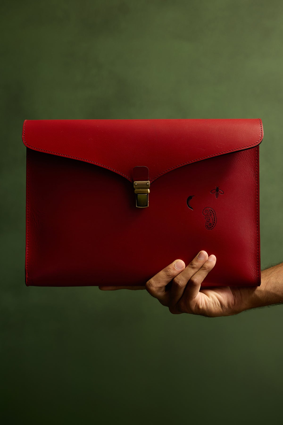 JOYCE LAPTOP SLEEVE- EMBOSSED