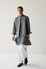 Load image into Gallery viewer, SAMAY DRAPE JACKET SET- GREY ( SET OF 3)
