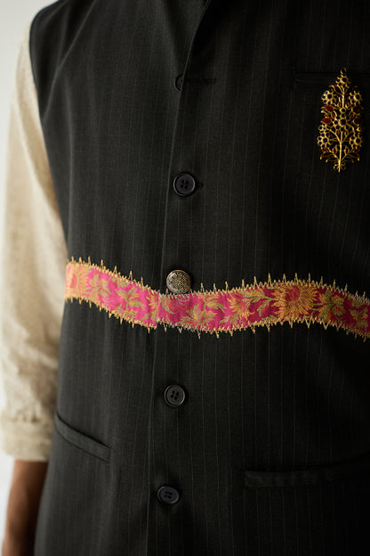 JAWAR PINSTRIPE SET-BROCADE ( Set Of 2)