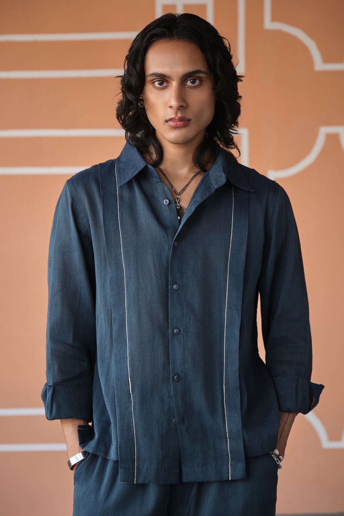 TAILORED YOKE SHIRT- NAVY