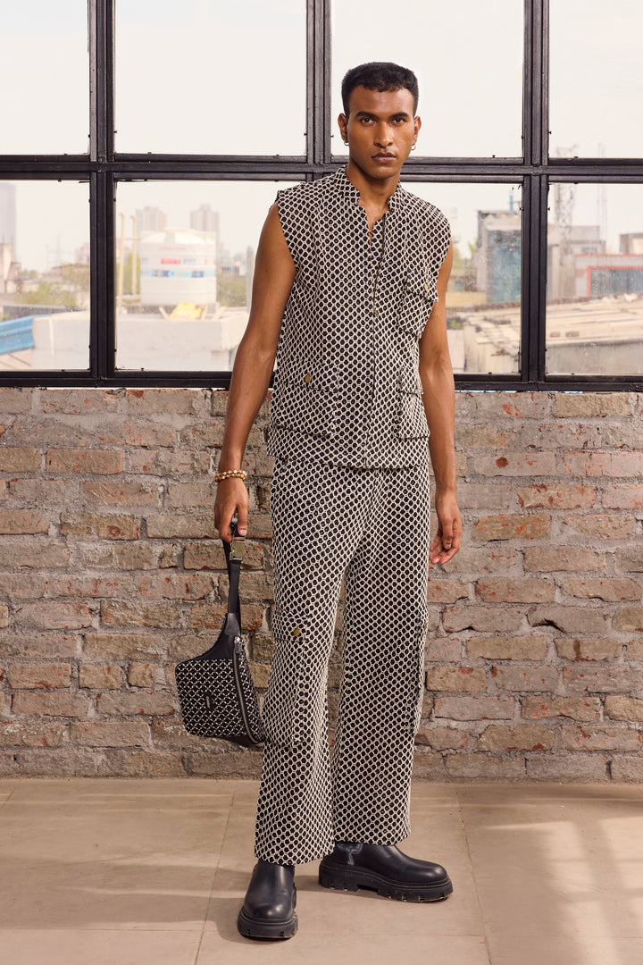 BOYLE CROCHET WIDE PANTS