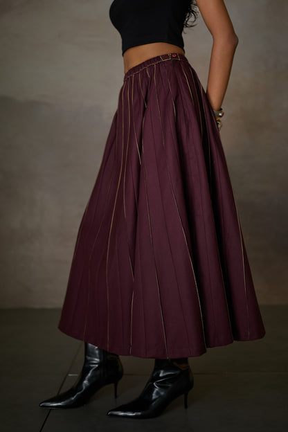 PINTUCK SOHO SKIRT-MERLOT