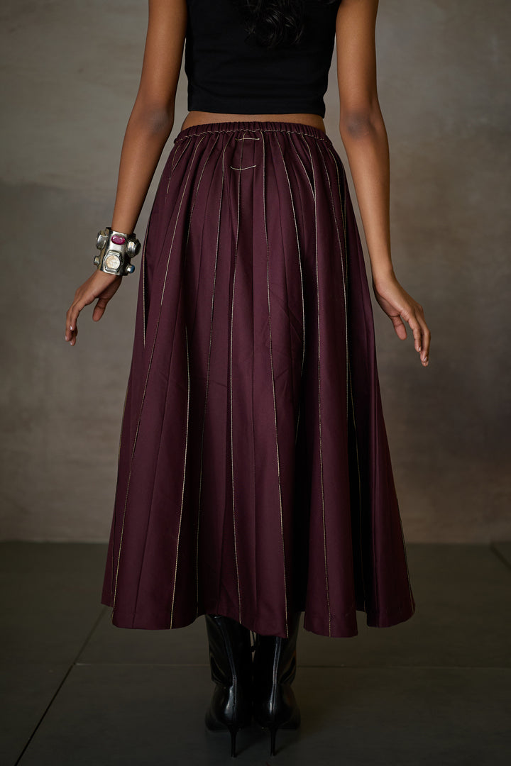 PINTUCK SOHO SKIRT-MERLOT