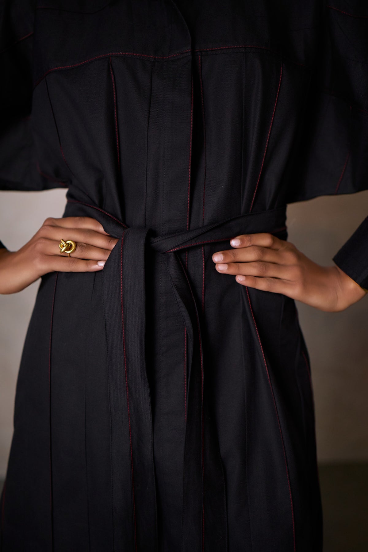 PINTUCK SHIRT DRESS- BLACK