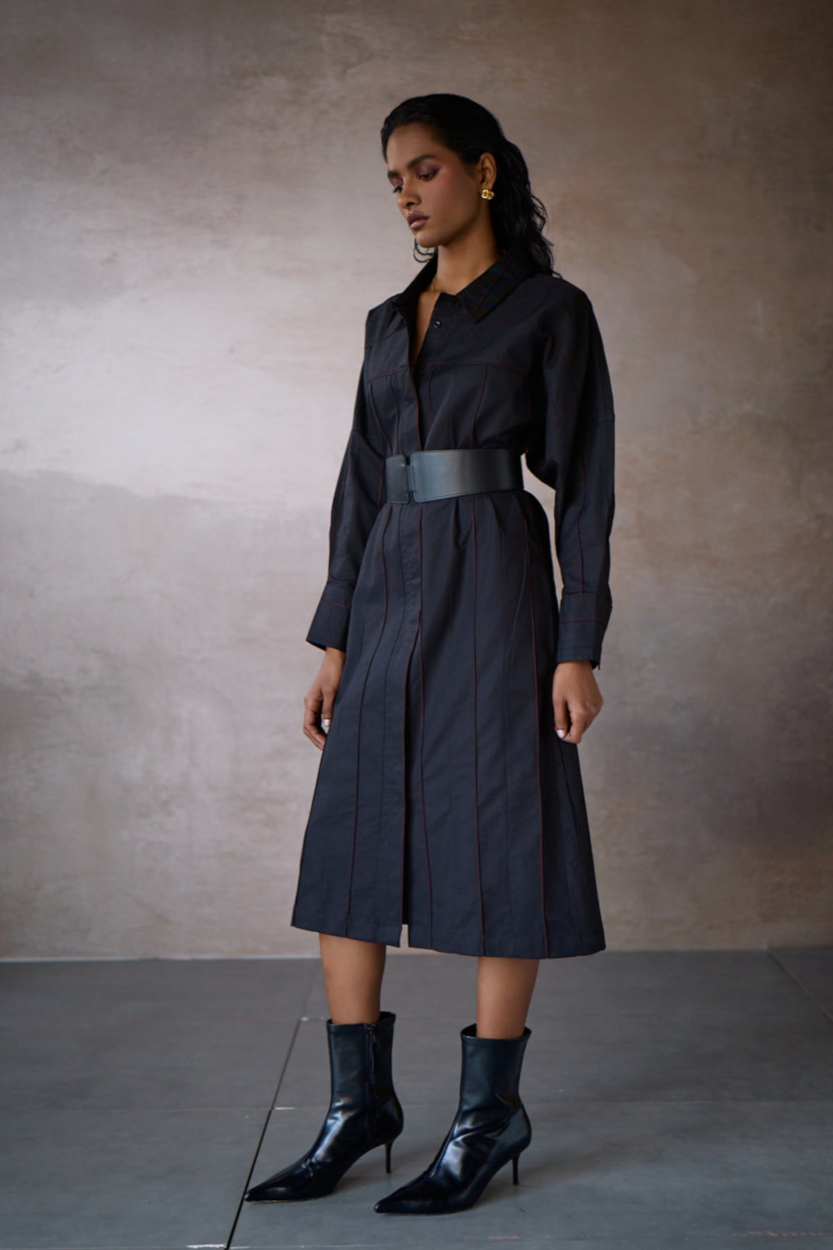PINTUCK SHIRT DRESS- BLACK