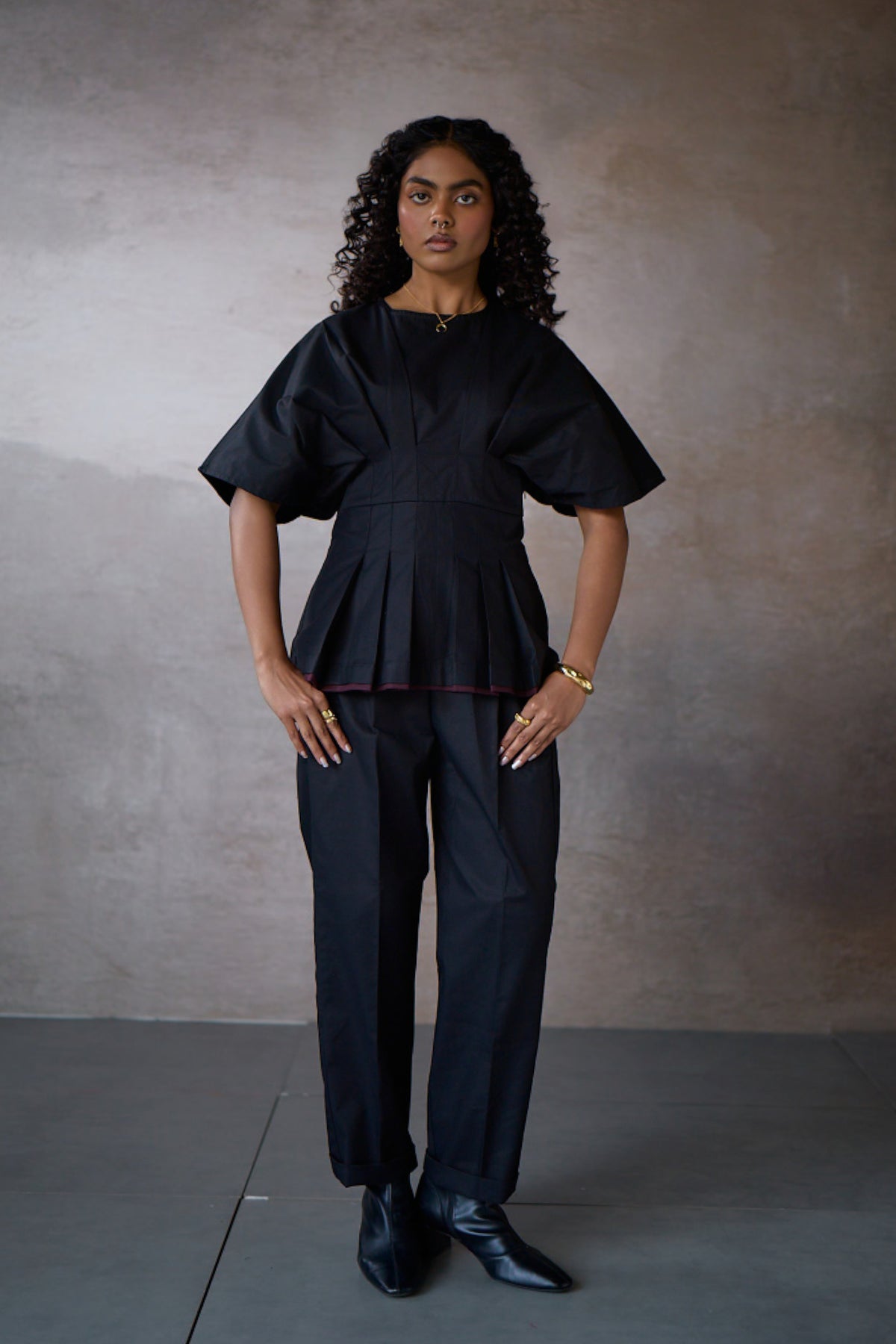 SABRINA PLEATED SET- BLACK