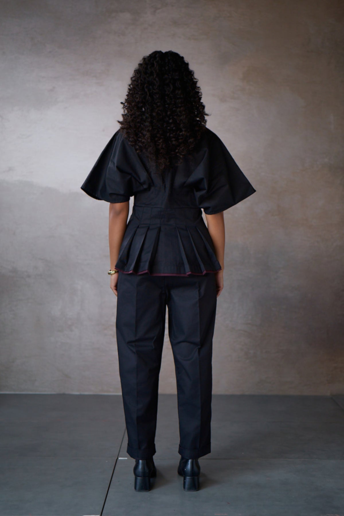 SABRINA PLEATED SET- BLACK