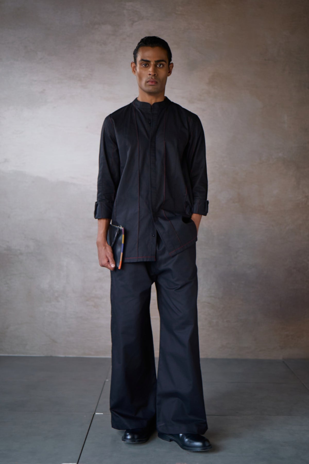 PINTUCK INDIE SHIRT- BLACK