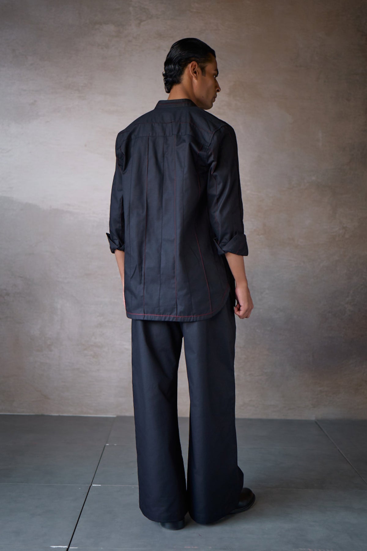 PINTUCK INDIE SHIRT- BLACK
