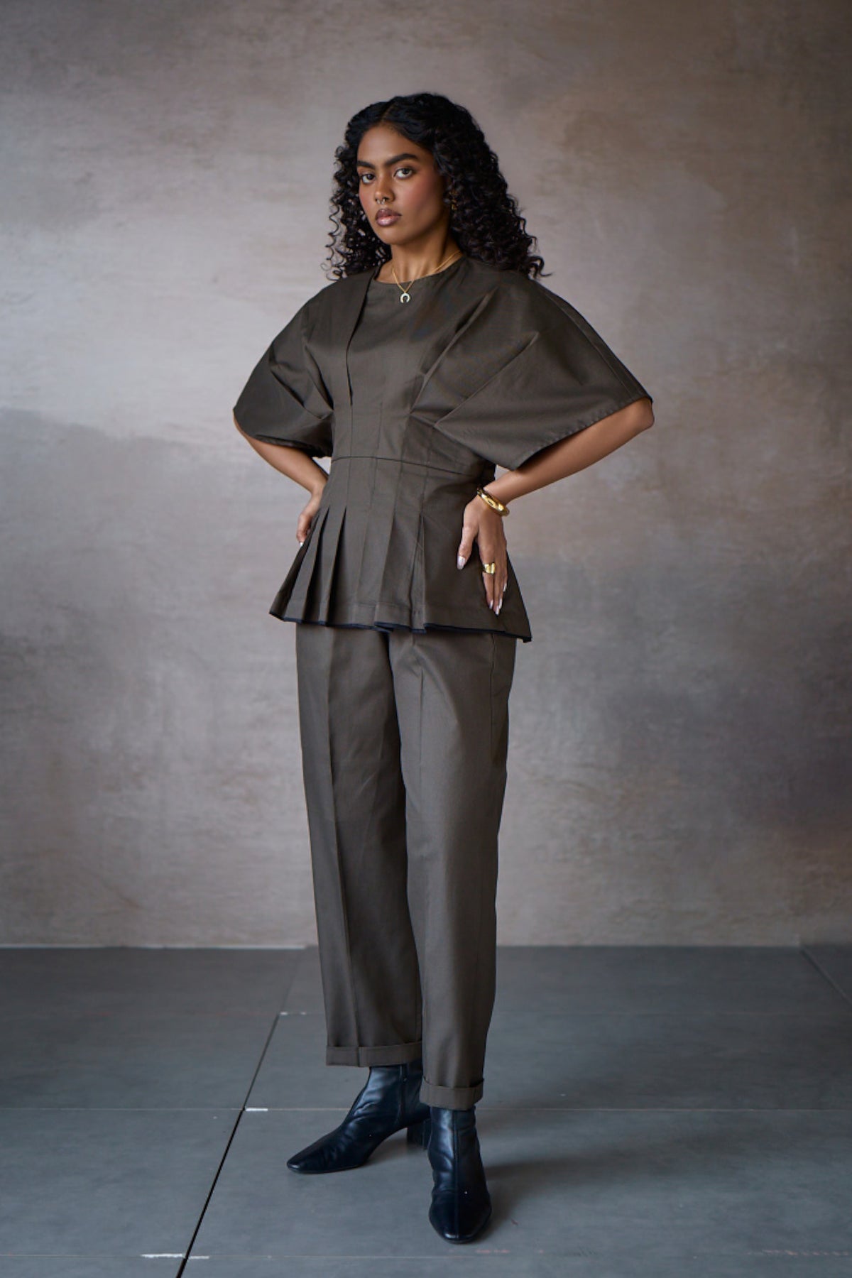 SABRINA PLEATED SET- NOMAD OLIVE