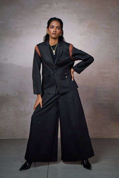 TAILORED BLAZER SET-BLACK