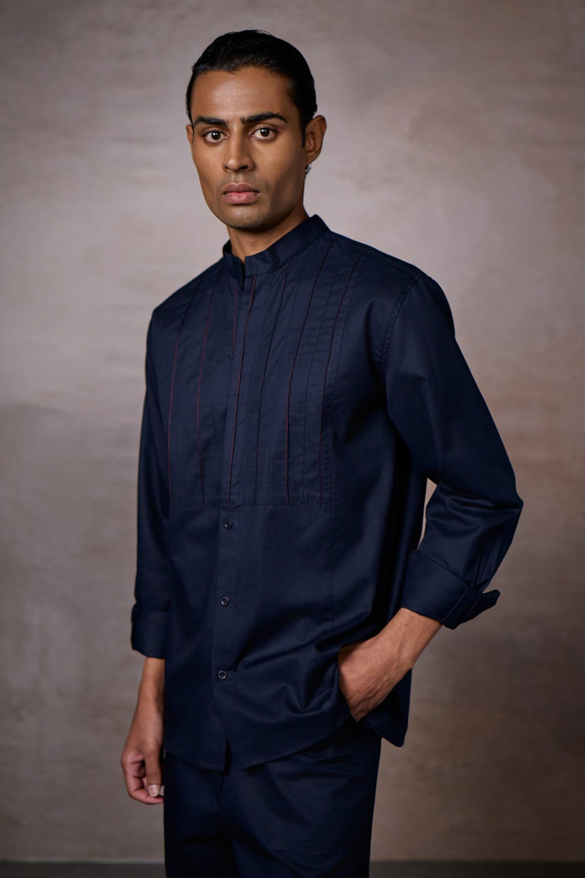 PINTUCK YOKE SHIRT-NAVY