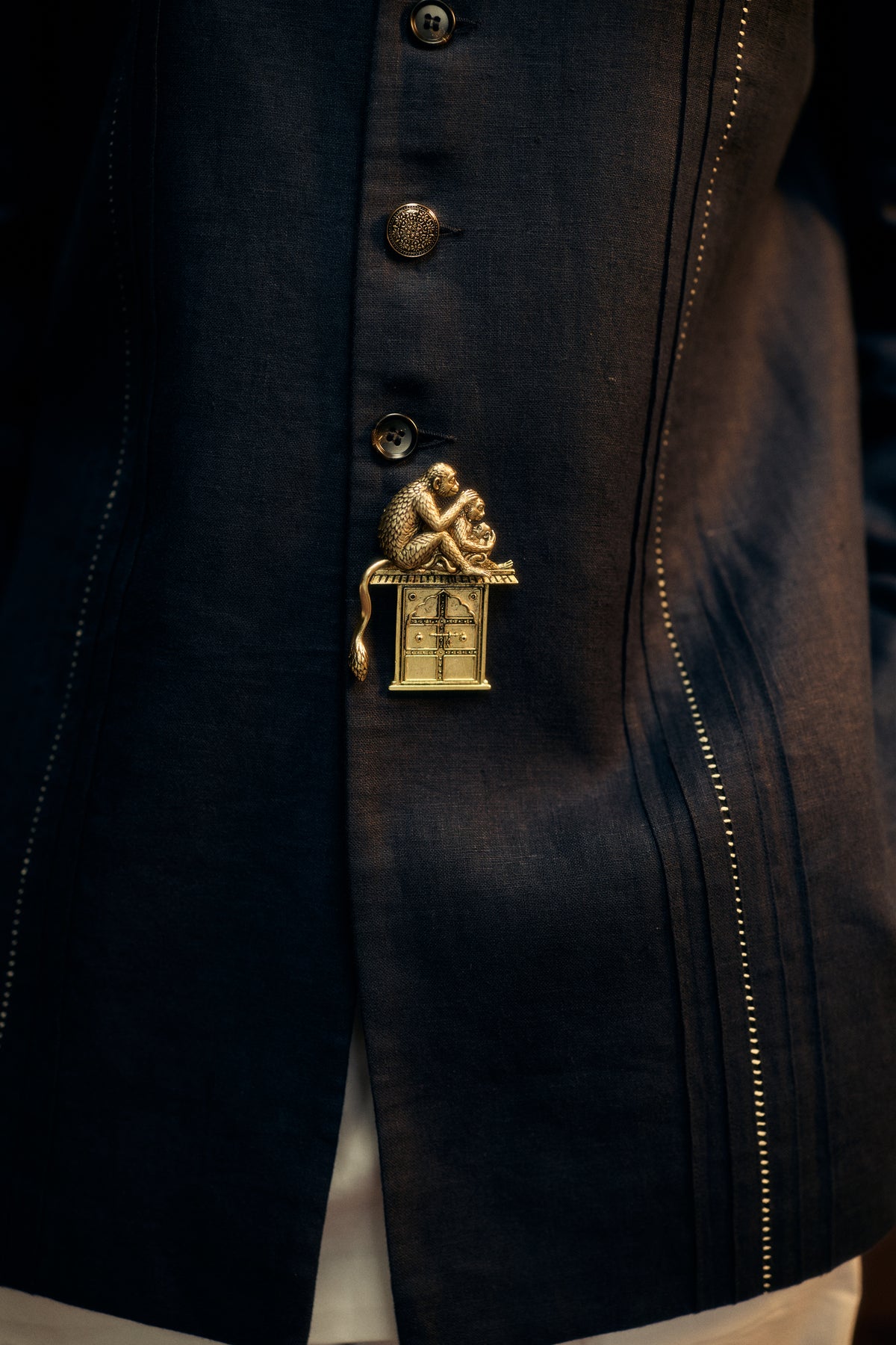 Monkey Festive Brooch- Parivar