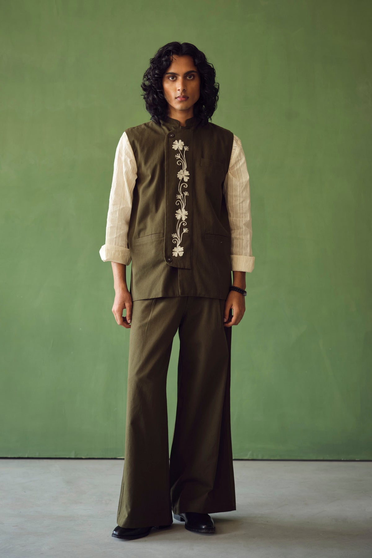 PACHO EMBROIDERED SET-INDIE (SET OF 2)