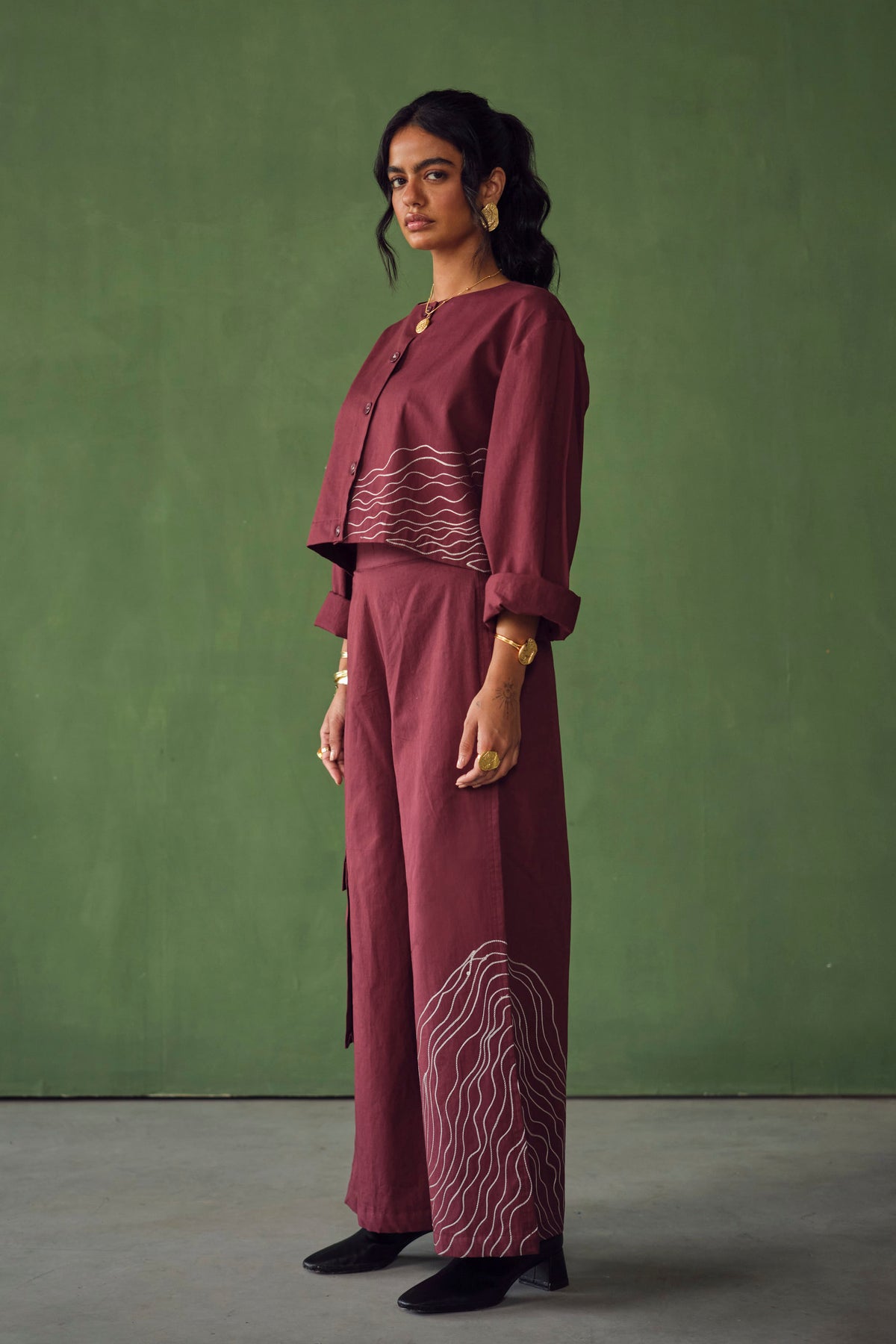 MASAI EMBROIDERED SET - MAROON