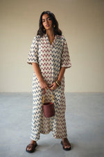 Load image into Gallery viewer, CROCHET VACATION DRESS-CHEVRON
