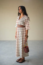 Load image into Gallery viewer, CROCHET VACATION DRESS-CHEVRON

