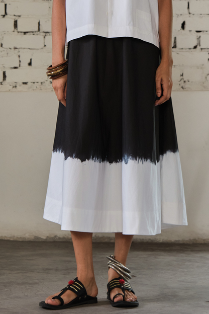 TONK DRIP SKIRT- BLACK