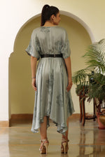 Load image into Gallery viewer, Silvia Silk Kaftan-Floral
