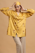 Load image into Gallery viewer, Oxfordshire Lapel Shirt- Mustard Bouquet - October Jaipur
