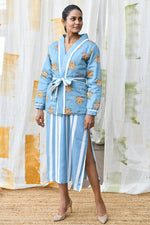 Load image into Gallery viewer, Isabel Tie-up Jacket
